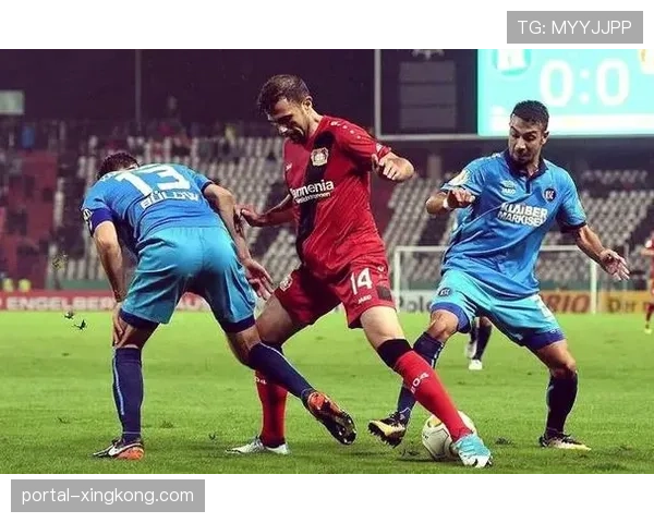 沙特联赛焦点战：吉达国民暂与利雅得体育互交白卷